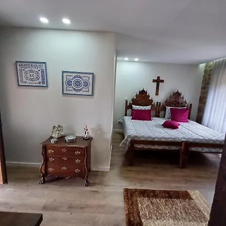 Casa Oliveira Barreiros (Amares)